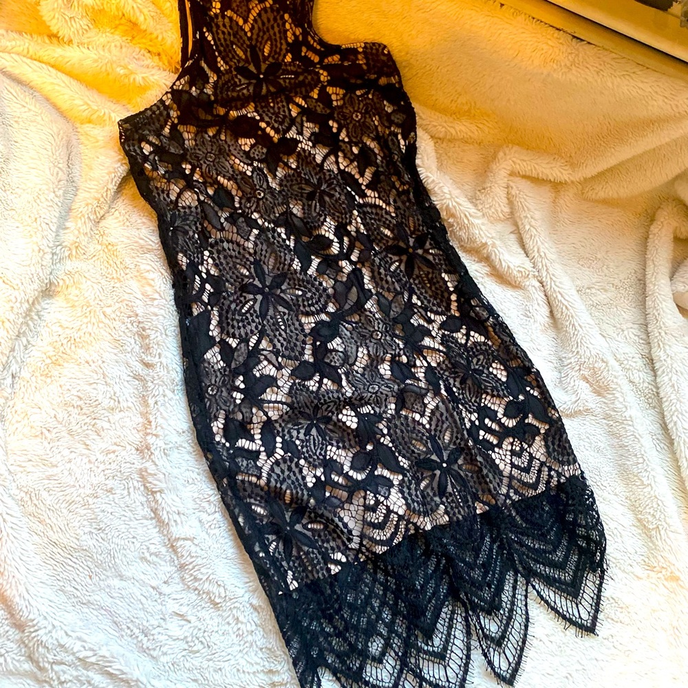Express lace dress